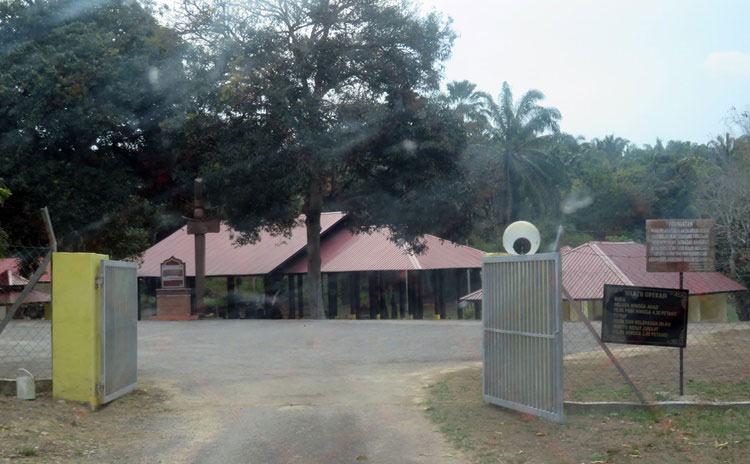 KOMPLEKS SEJARAH PENGKALAN KEMPAS, LINGGI